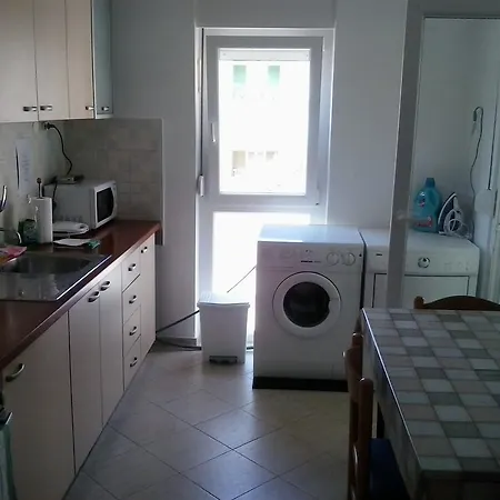 Гостьовий будинок El Mirador With Balcony