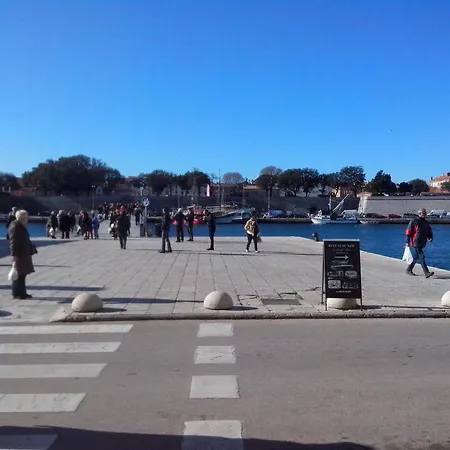 El Mirador With Balcony Гостьовий будинок 3*