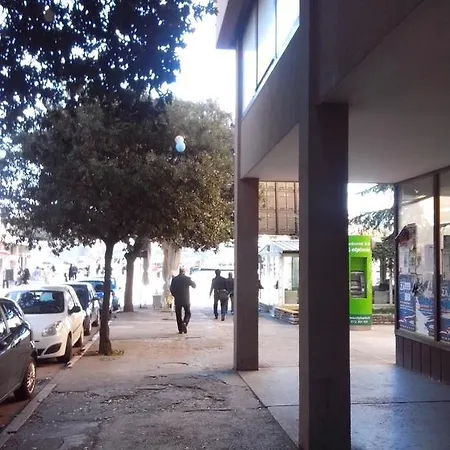 El Mirador With Balcony Гостьовий будинок