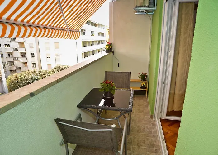 Guest house El Mirador With Balcony 3*